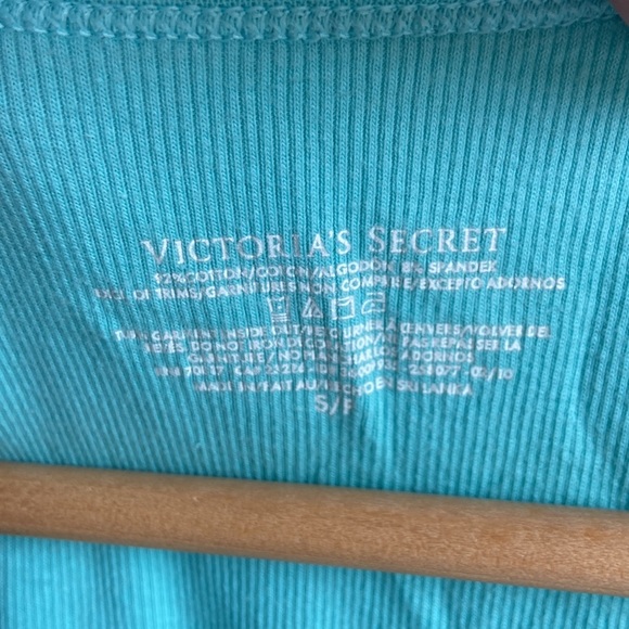 Victoria secret Just Married teal tank top - Picture 3 of 4